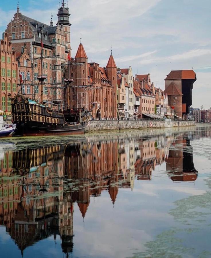 Baltic Riviera Apartments - Luxurious Apartment With Patio And River View Gdańsk Eksteriør bilde
