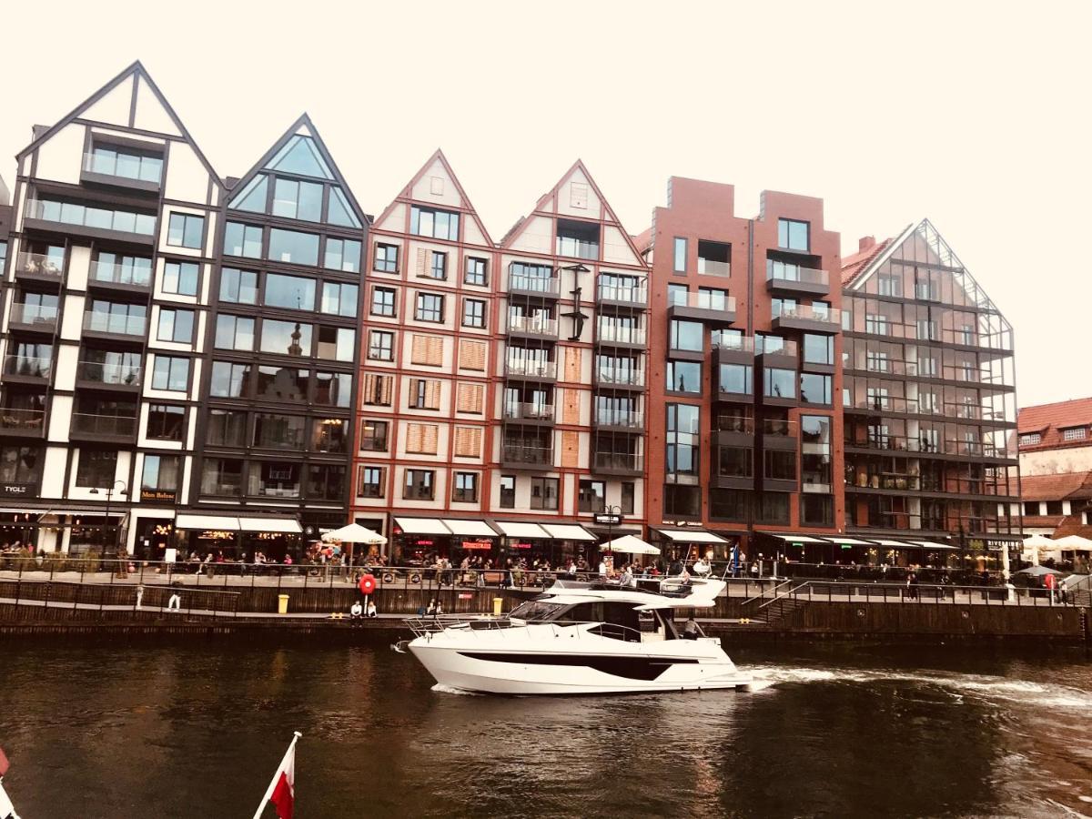 Baltic Riviera Apartments - Luxurious Apartment With Patio And River View Gdańsk Eksteriør bilde