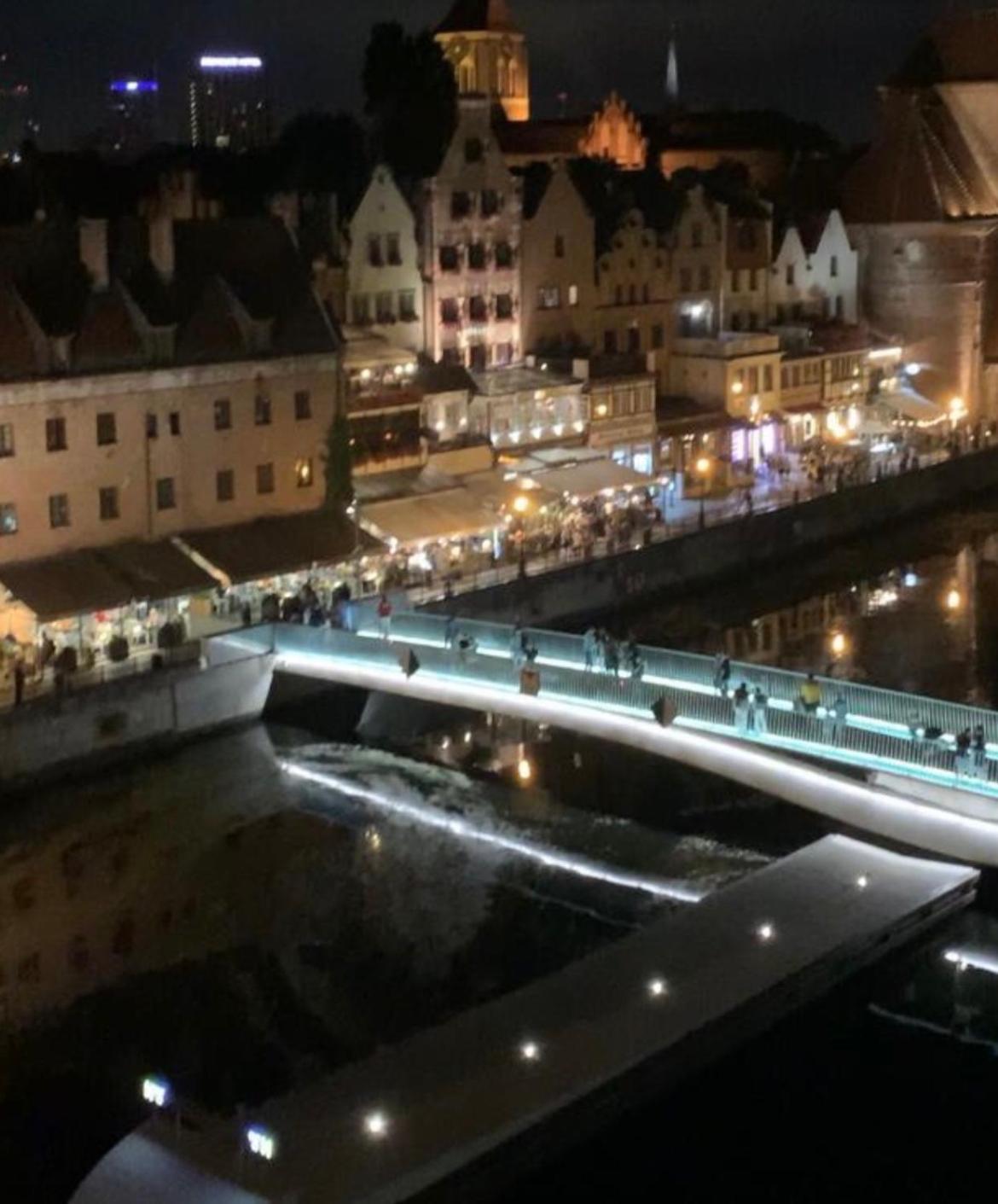 Baltic Riviera Apartments - Luxurious Apartment With Patio And River View Gdańsk Eksteriør bilde
